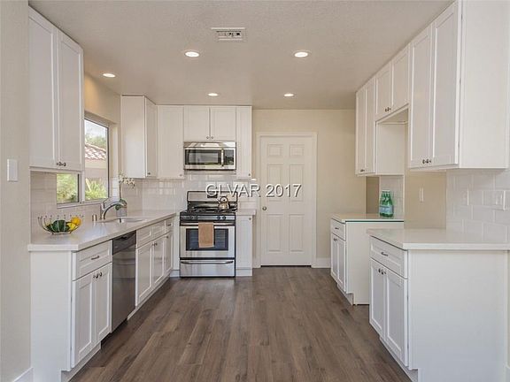 4th image of 8852 Sunny Mead Ct