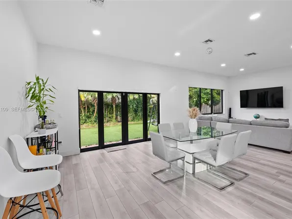 918 NE 36th Ave, Homestead, FL 33033