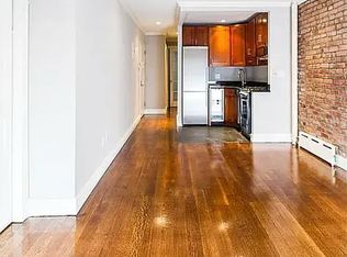 227 E 82nd St #4P, New York, NY 10028