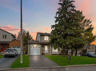 427 Grassland Ter #A, Ottawa, ON K1E2S1