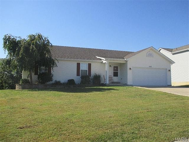 1st image of 123 Cuivre River Dr