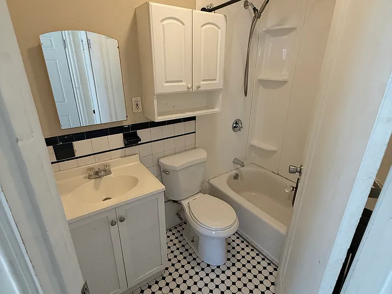 133 Westford St #12 — Photo 5