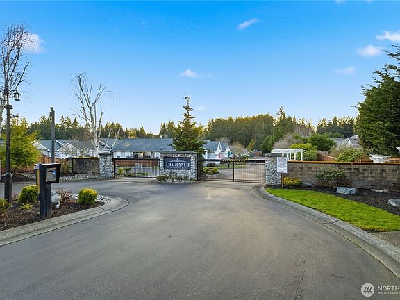 3rd image of 3814 69th Avenue W