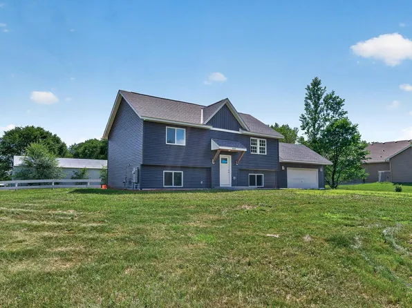 4430 214th Ave NW, Oak Grove, MN 55303