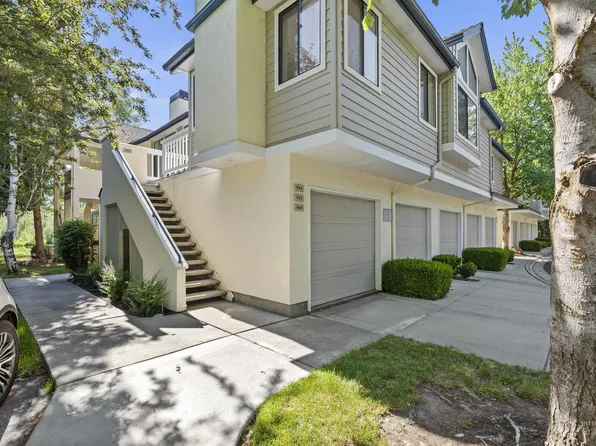 964 E Riverpark Ln, Boise, ID 83706