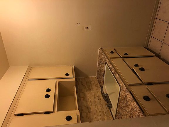 3rd image of 5816 85th St #2A