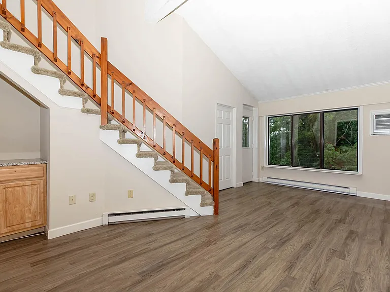 Saratoga Place — Photo 48