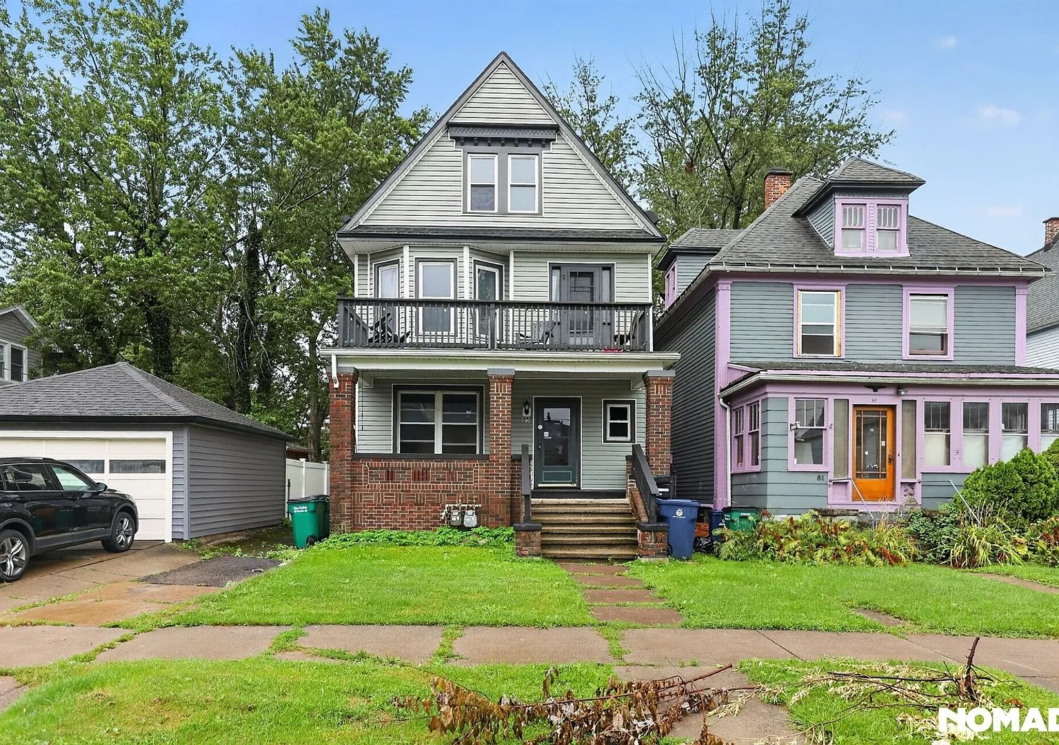 Spacious 6BR Duplex in Buffalo — Photo 2