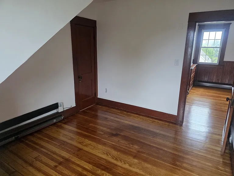 19 Stephen St #3 — Photo 11