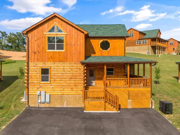 3830 Twilight Way, Pigeon Forge, TN 37863