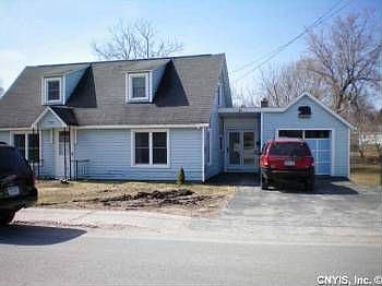 1st image of 120 Beckwith St