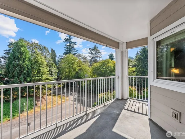 1318 37th Street #1408, Everett, WA 98201