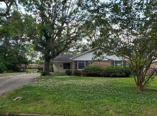 2200 W 38th Ave, Pine Bluff, AR 71603