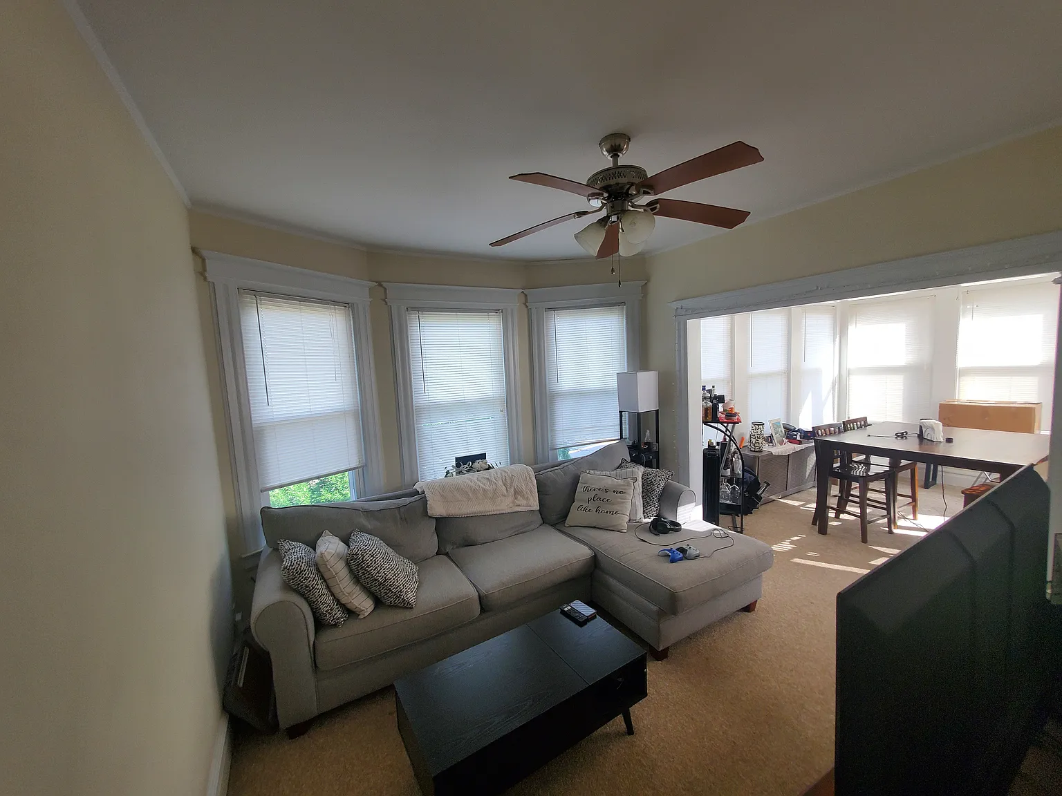 2 bed, 1700 sqft, $2,200 — Photo 2