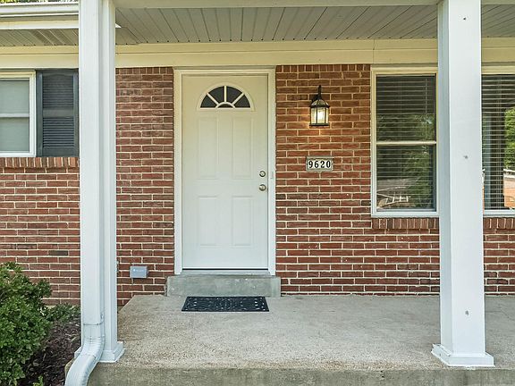 2nd image of 9620 Yorkshire Estates Dr