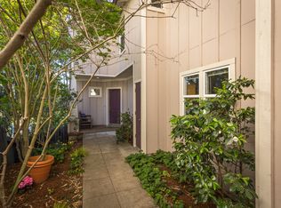 4467 View Pl, Oakland, CA 94611