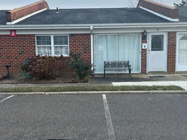 67 River Edge Drive #42, Brick, NJ 08724