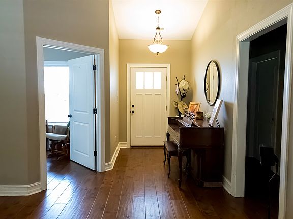 3rd image of 15 Nandina Way