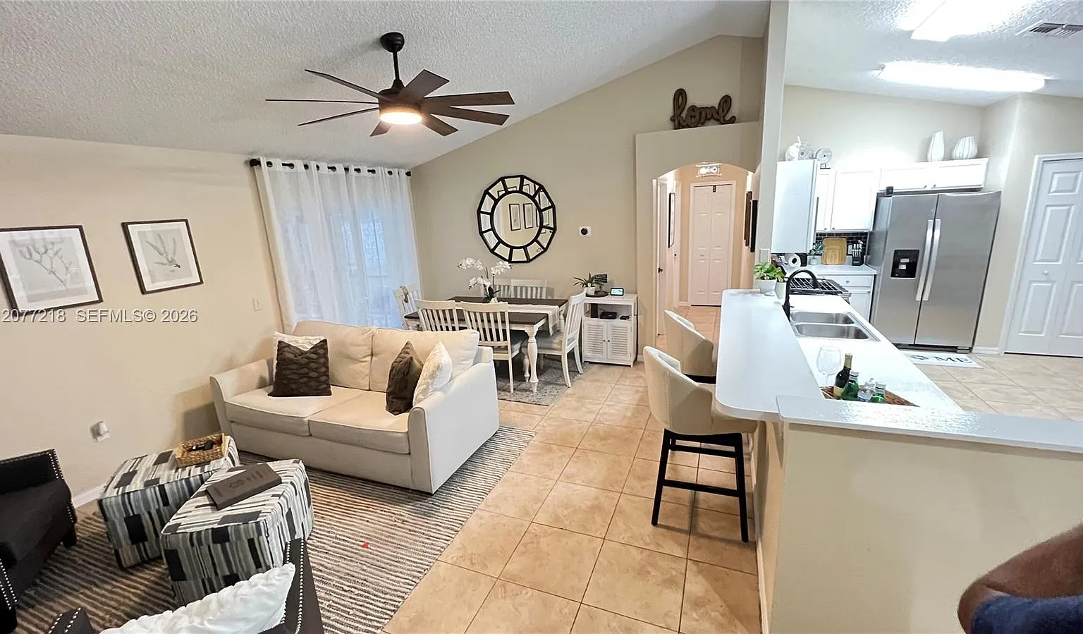 3 bed, 2.0 bath, $2,300 — Photo 2