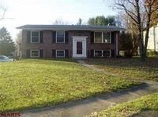 19 Timberleigh Ct, Ballwin, MO 63021