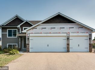 528 Cottonwood St NE, Lonsdale, MN 55046