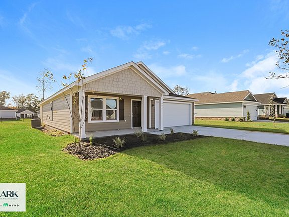 3rd image of 560 Riverwalk Cir