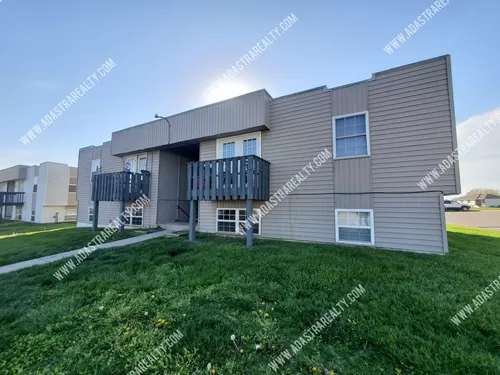 8201 Spring Valley Rd Photo 1