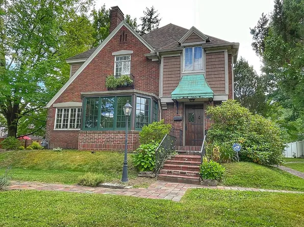 722 S 5th St, Ironton, OH 45638