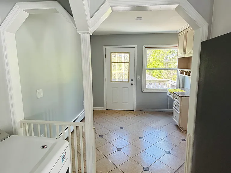 29 Belmont Cir — Photo 6
