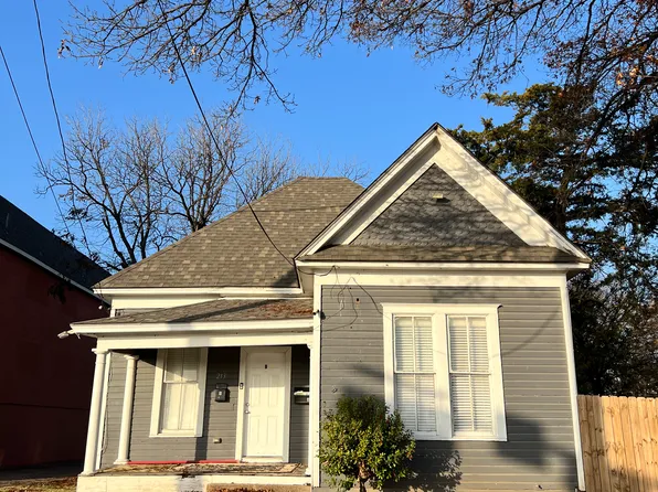 213 S Ewing Ave #A, Dallas, TX 75203