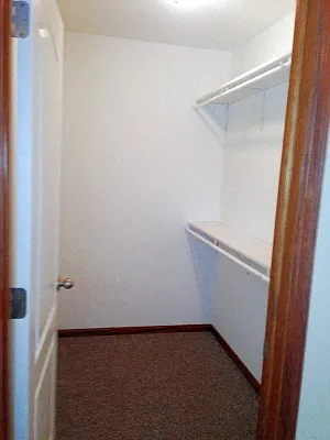 Perry Creek Townhomes - Midland, MI — Photo 20