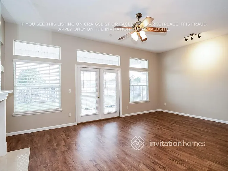 545 Thornberry Rd — Photo 9