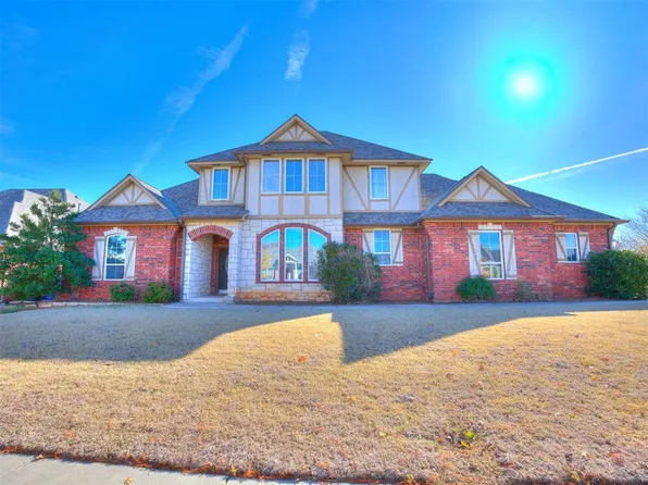 3832 Carrington Ln, Norman, OK 73072