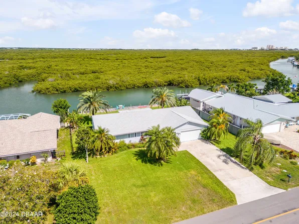 210 Quay Assisi New, New Smyrna Beach, FL 32169