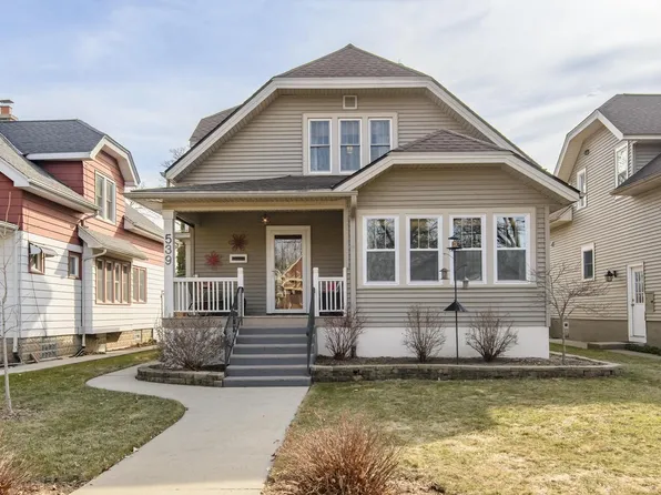 539 5th AVENUE, West Bend, WI 53095