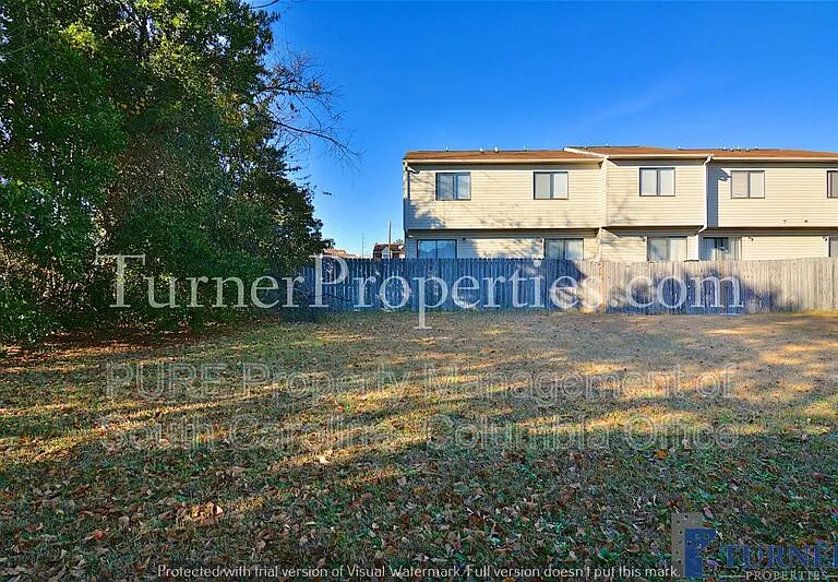 1726 Smith Dr — Photo 8