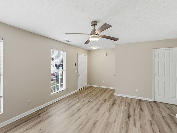 5th image of 3789 Waldrop Ln