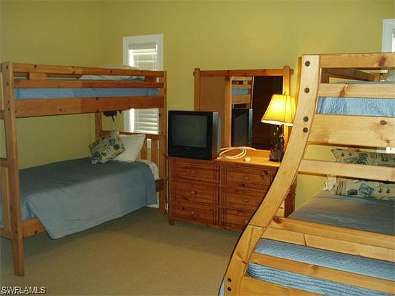 5th image of 305 Storter Ave N #6