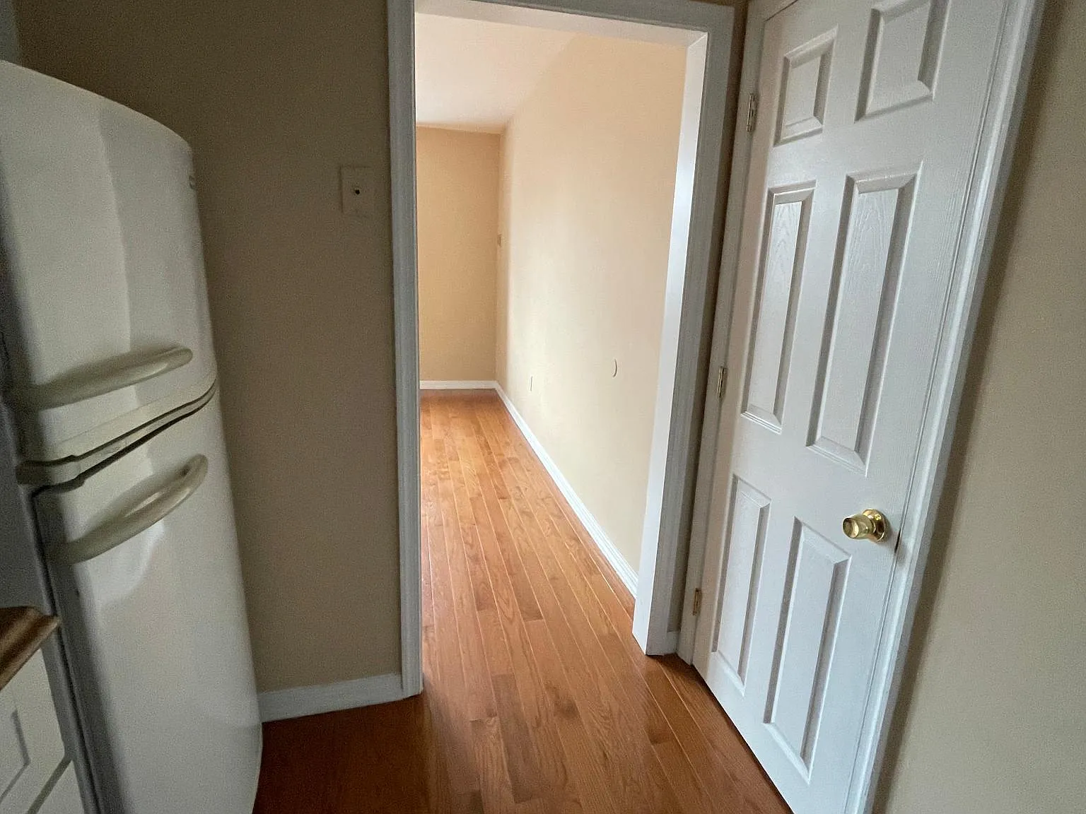 Studio, 600 sqft, $1,000 — Photo 2