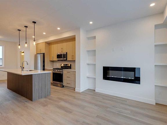 2nd image of 2122 W 7th St NW