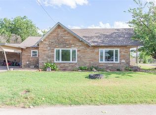 1217 Cherokee St, Weatherford, TX 76086
