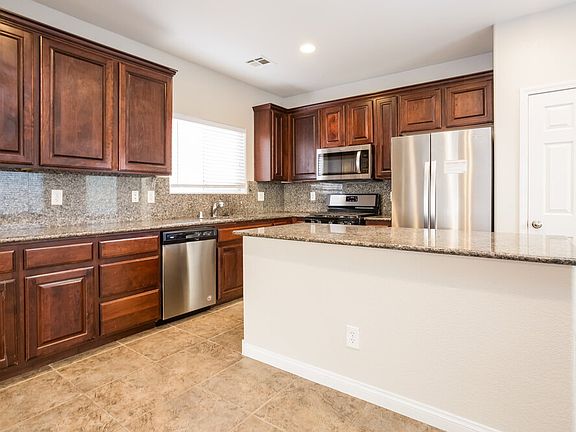 5th image of 9150 Brilliant Prairie Ct