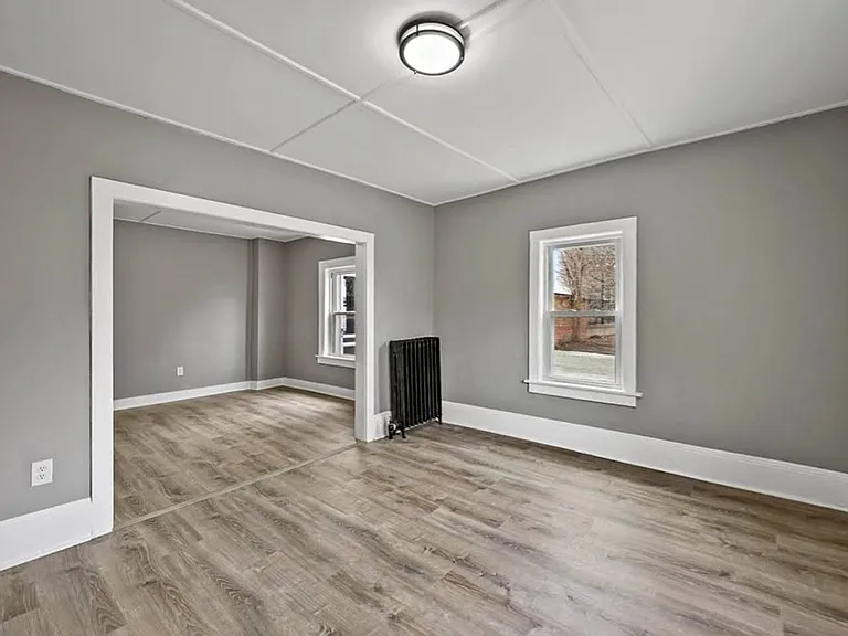 5-6 Monteleone Pl — Photo 4