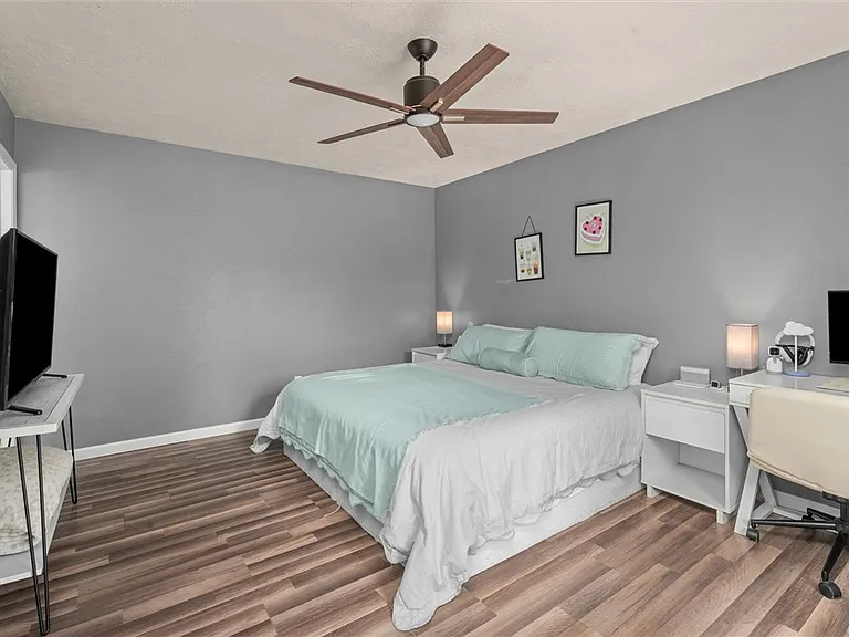 3511 Pecos Ct — Photo 16