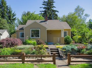 11426 NE Shaver St, Portland, OR 97220