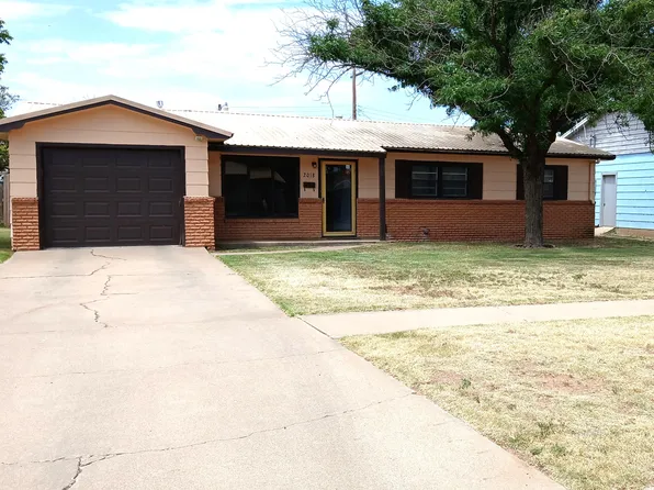 2018 W 21st St, Plainview, TX 79072
