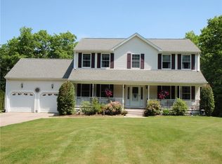 14 Raven Blvd, Coventry, RI 02827