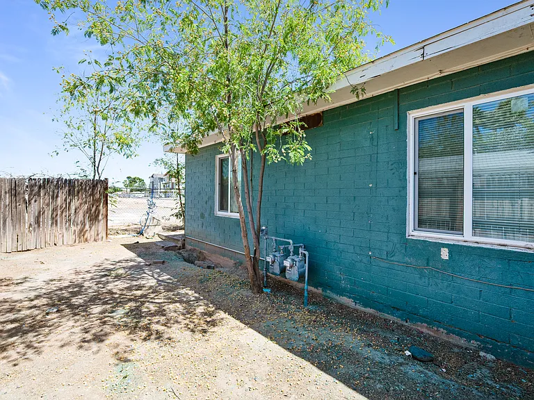 702 W Pepper Pl #1 — Photo 14