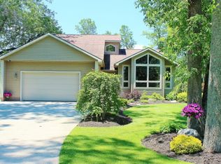 5649 W Lake Rd, Auburn, NY 13021