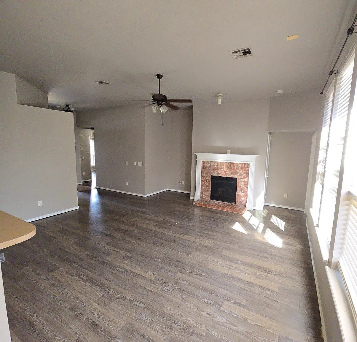 3 bed, 1450 sqft, $1,750 — Photo 4